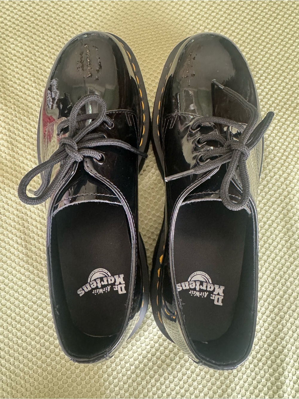 Dr. Martens Air Wair Size 10 Black Patent 3-Eye Lace-Up Platform Oxfords -NEW - Picture 2 of 11